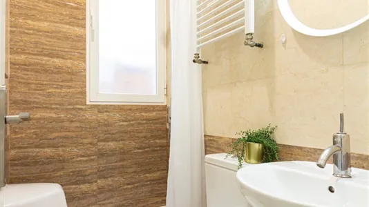 Rooms in Madrid Chamartín - photo 6