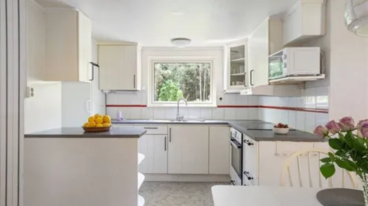 Houses in Norrtälje - photo 6