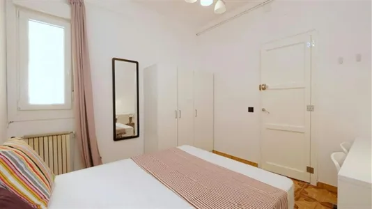 Rooms in Barcelona Gràcia - photo 2