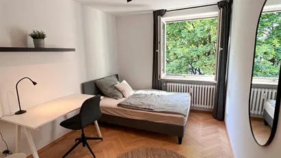 Room for rent in Oberschleißheim, Bayern