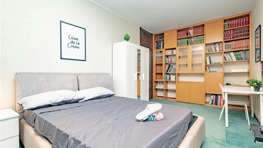 Rooms in Milano Zona 8 - Fiera, Gallaratese, Quarto Oggiaro - photo 5