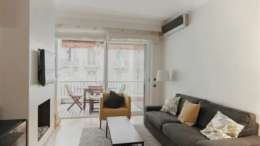 Apartments in Barcelona Eixample - photo 2