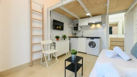 Apartments in Madrid Salamanca - photo 2