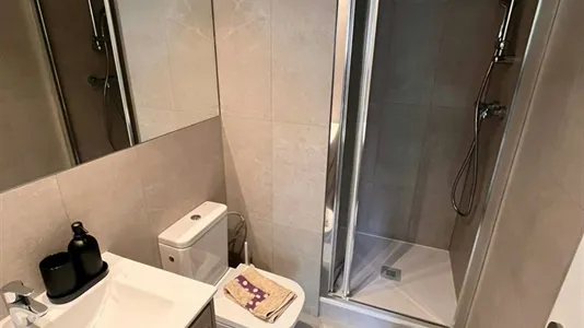 Rooms in Barcelona Eixample - photo 7