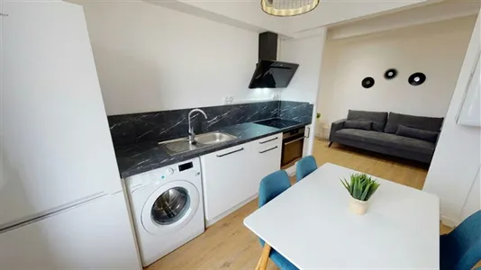 Rooms in Grenoble - photo 6