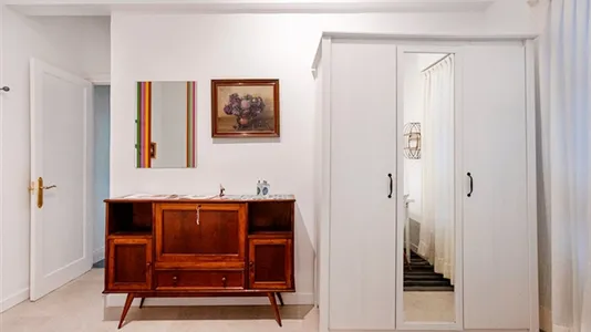 Rooms in Bilbao - photo 5