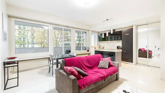 Apartments in Paris 16ème arrondissement (South) - photo 10