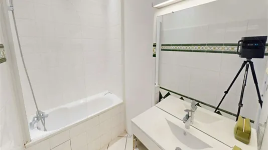 Rooms in Lyon - photo 10