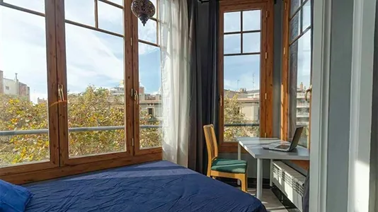 Rooms in Barcelona Ciutat Vella - photo 3
