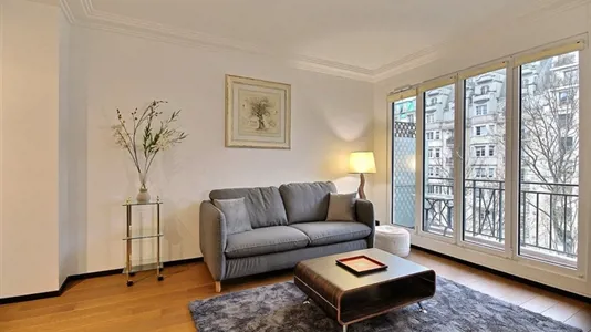 Apartments in Paris 7ème arrondissement - photo 2