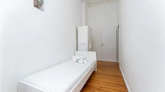 Rooms in Berlin Charlottenburg-Wilmersdorf - photo 9