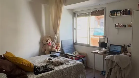 Rooms in Mislata - photo 2