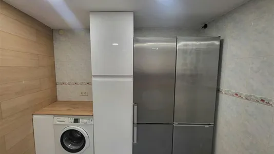 Rooms in Zaragoza - photo 9
