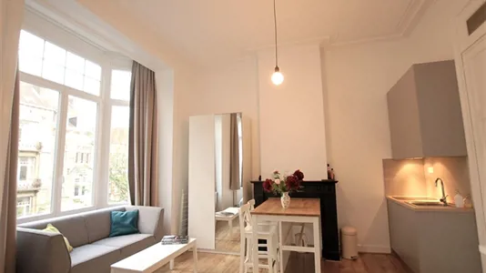 Apartments in Brussels Schaarbeek - photo 2