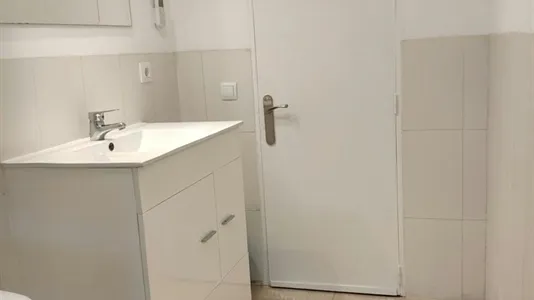 Rooms in Madrid Puente de Vallecas - photo 10