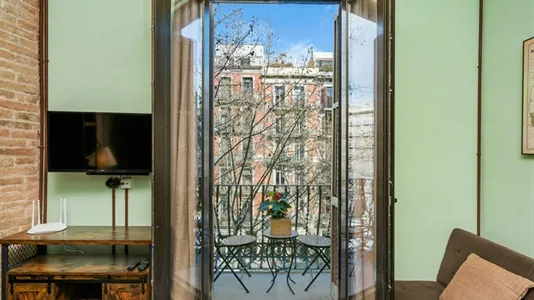 Apartments in Barcelona Eixample - photo 3