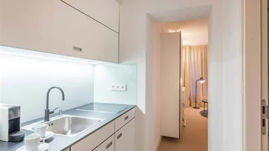 Apartments in Frankfurt Süd - photo 5