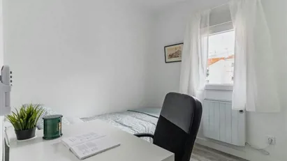 Room for rent in Adaro, Comunidad de Madrid