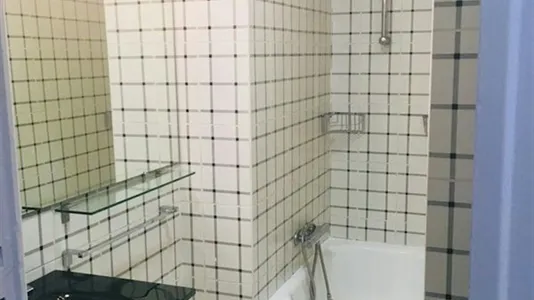 Rooms in Madrid Retiro - photo 10