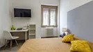 Room for rent, Sassari, Sardegna, &lt;span class=&quot;blurred street&quot; onclick=&quot;ProcessAdRequest(8036869)&quot;&gt;&lt;span class=&quot;hint&quot;&gt;See streetname&lt;/span&gt;[xxxxxxxxxxxxx]&lt;/span&gt;