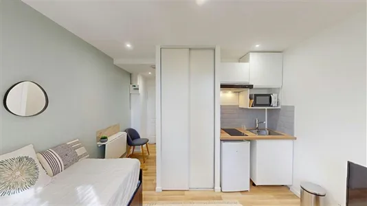 Apartments in Grenoble - photo 4