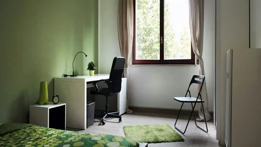 Rooms in Milano Zona 2 - Stazione Centrale, Gorla, Turro, Greco, Crescenzago - photo 1