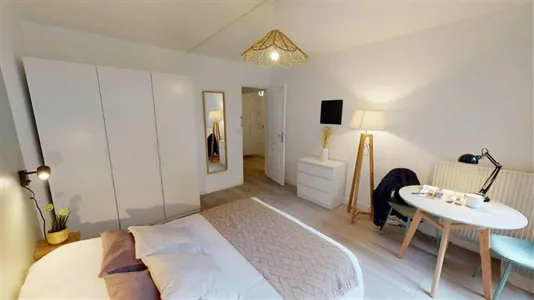 Rooms in Paris 19ème arrondissement - photo 2