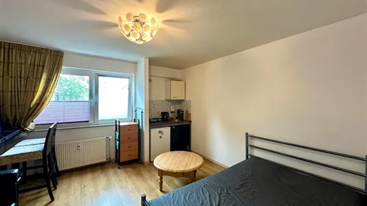 Apartments in Dusseldorf - photo 2