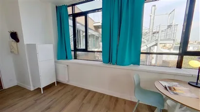 Room for rent in Nanterre, Île-de-France