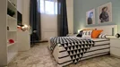 Room for rent, Brescia, Lombardia, &lt;span class=&quot;blurred street&quot; onclick=&quot;ProcessAdRequest(13468667)&quot;&gt;&lt;span class=&quot;hint&quot;&gt;See streetname&lt;/span&gt;[xxxxxxxxxxxxx]&lt;/span&gt;