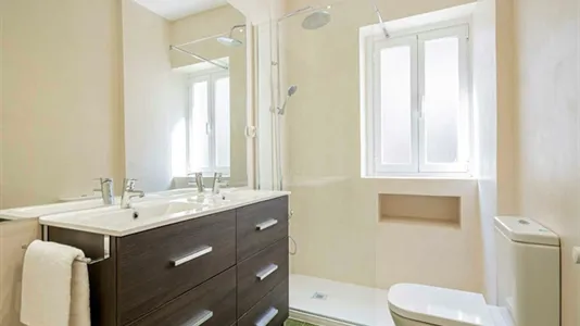 Rooms in Madrid Tetuán - photo 10