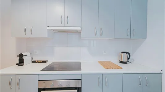 Rooms in Madrid Retiro - photo 8