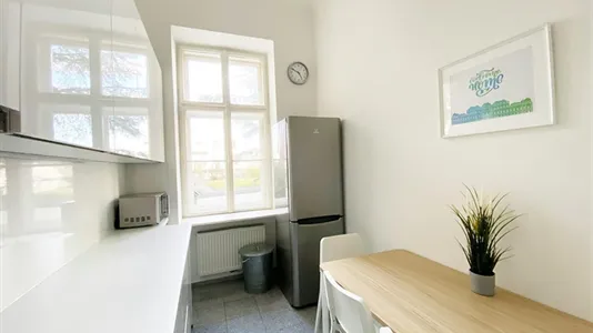 Rooms in Wien Währing - photo 4