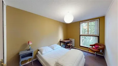 Room for rent in Grenoble, Auvergne-Rhône-Alpes