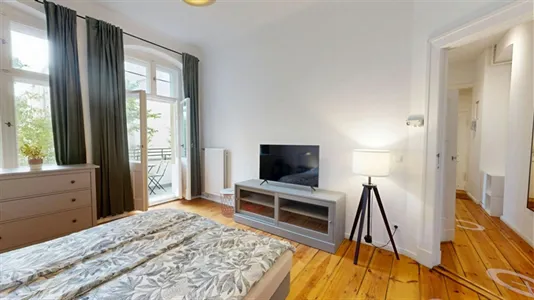 Apartments in Berlin Mitte - photo 2