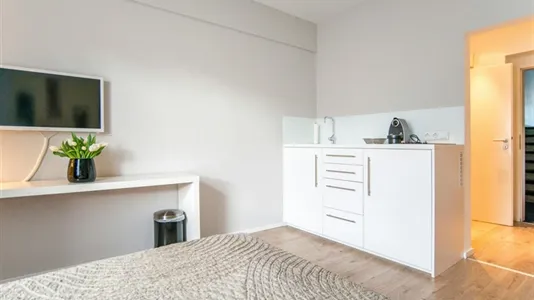 Apartments in Dusseldorf - photo 10