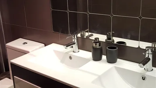 Rooms in Mataró - photo 5