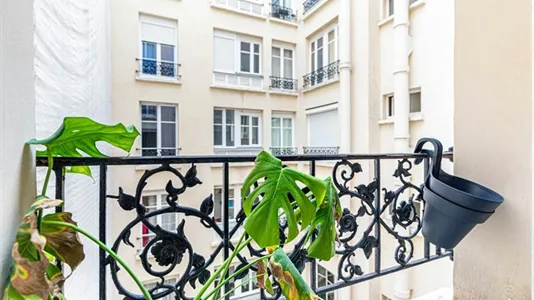 Apartments in Paris 17ème arrondissement - photo 7