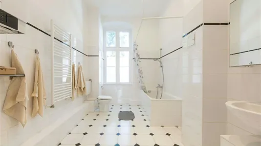 Rooms in Berlin Charlottenburg-Wilmersdorf - photo 8