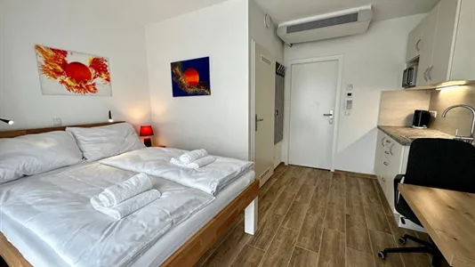 Apartments in Vienna Donaustadt - photo 3