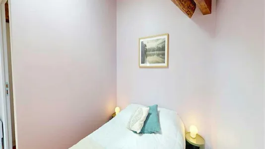 Rooms in Paris 9ème arrondissement - photo 4