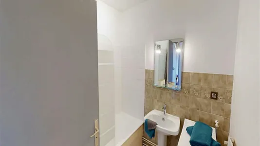 Rooms in Lyon - photo 8