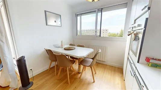 Rooms in Lyon - photo 9