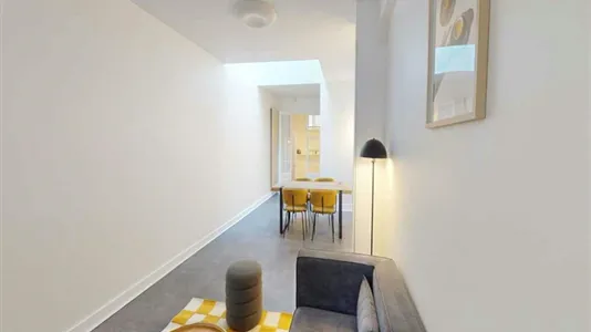 Rooms in Paris 17ème arrondissement - photo 7