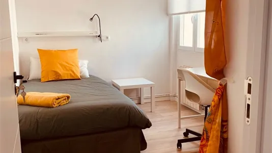 Rooms in Zaragoza - photo 6