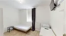 Room for rent, Lille, Hauts-de-France, &lt;span class=&quot;blurred street&quot; onclick=&quot;ProcessAdRequest(13373975)&quot;&gt;&lt;span class=&quot;hint&quot;&gt;See streetname&lt;/span&gt;[xxxxxxxxxxxxx]&lt;/span&gt;