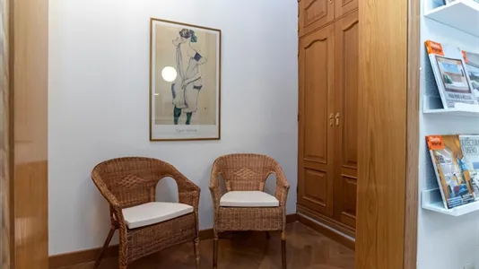 Rooms in Madrid Centro - photo 10