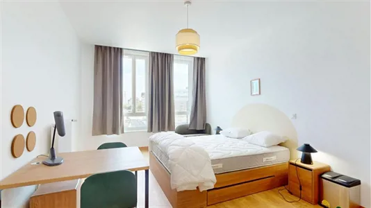 Rooms in Pontoise - photo 1
