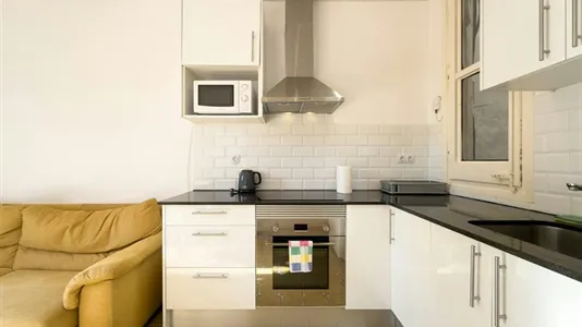 Apartments in Barcelona Eixample - photo 3