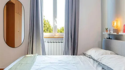 Rooms in Roma Municipio XII – Monte Verde - photo 6